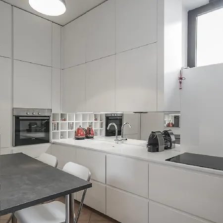 Splendido Appartamento, M3 - Stazione Centrale Lägenhet Milano