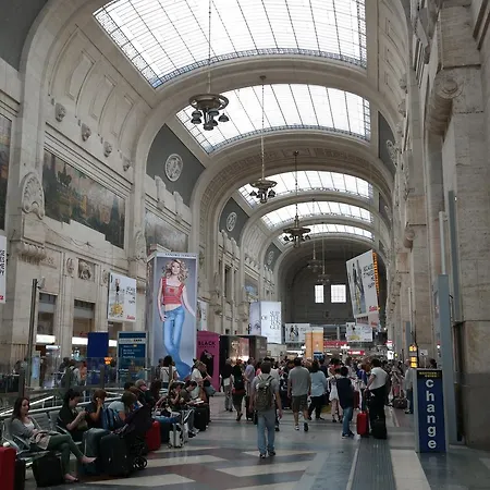 Lägenhet Splendido Appartamento, M3 - Stazione Centrale Milano